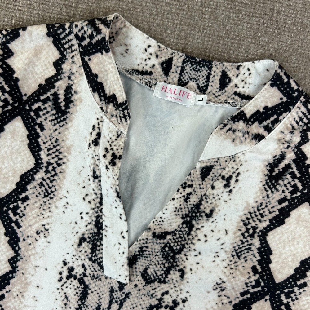 Halife Blouse Top Womens Large Beige Snake Print Long Sleeve V-Neck Casual Wear